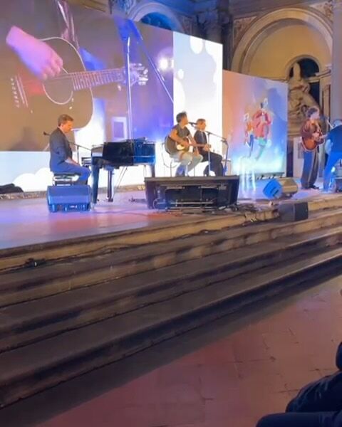 Live Fabrizio Moro e Ermal Meta #Fnec24